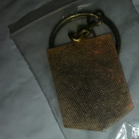 Vintage Savings Of America Key Chain - Picture 5 of 7